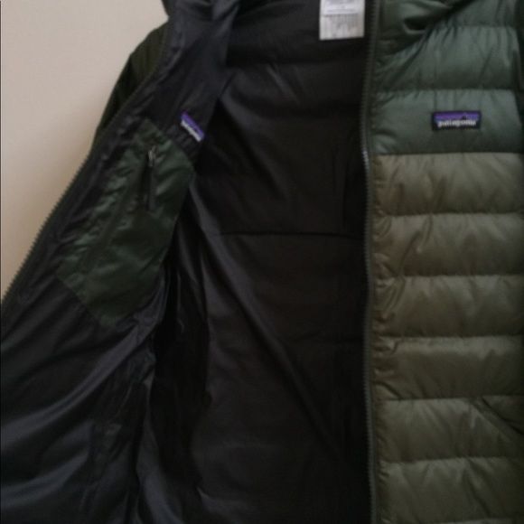 Patagonia Youth Big boy Reversible Down Jacket - Picture 3 of 9